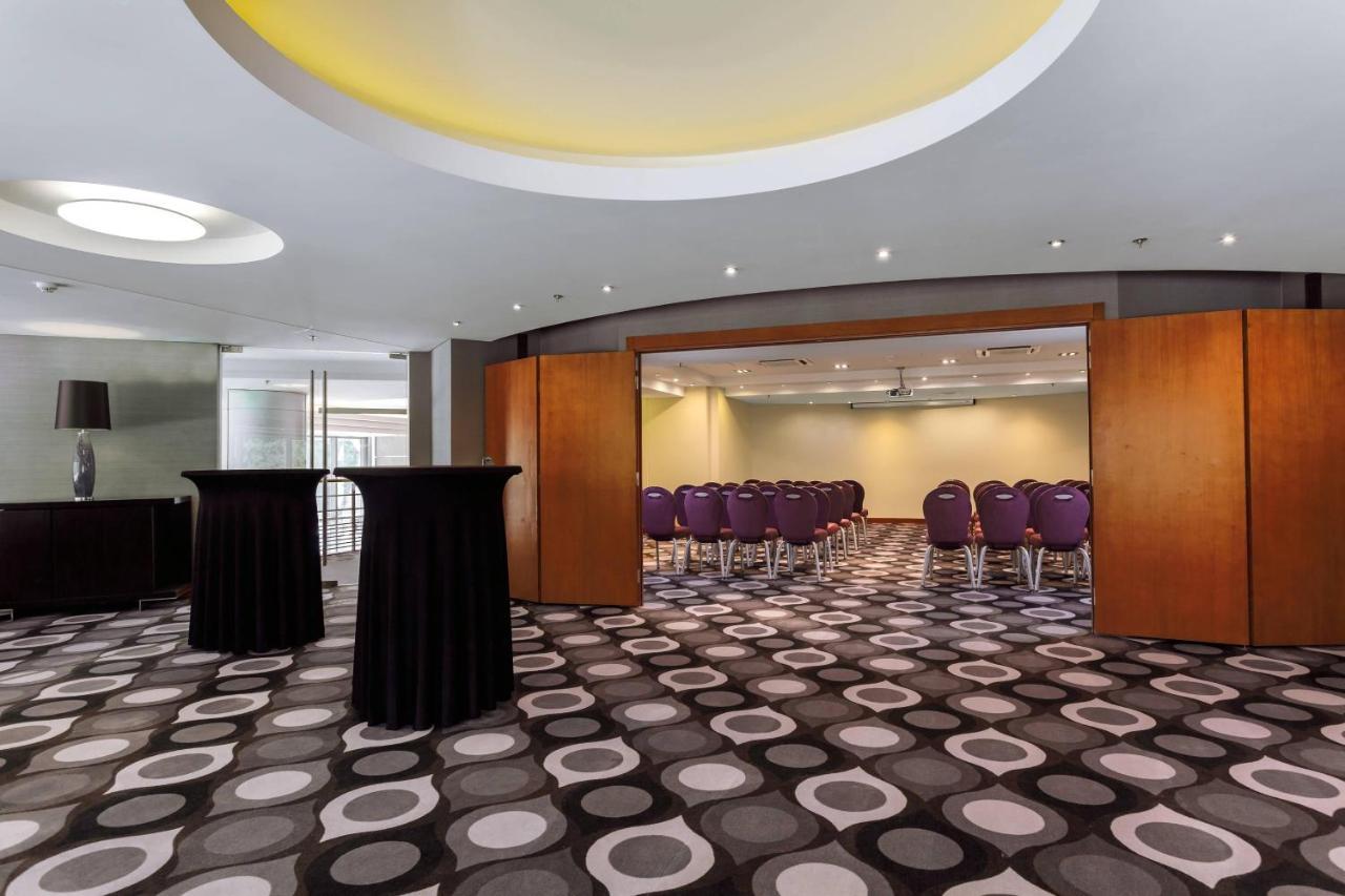 Sheraton Bucharest Hotel Bucareste Exterior foto Meeting room