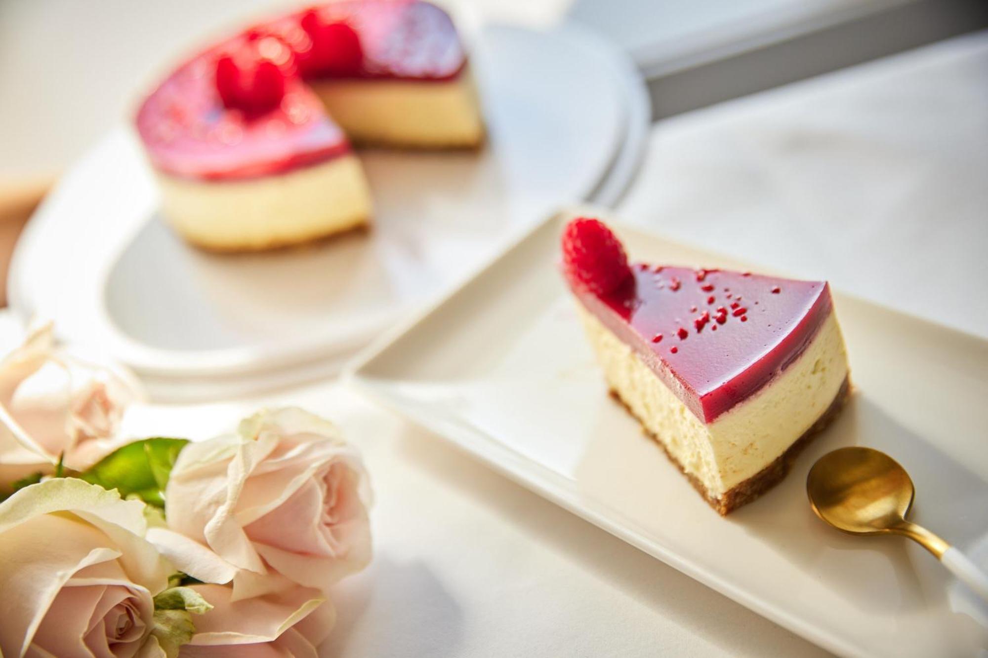 Sheraton Bucharest Hotel Bucareste Exterior foto Cheesecake